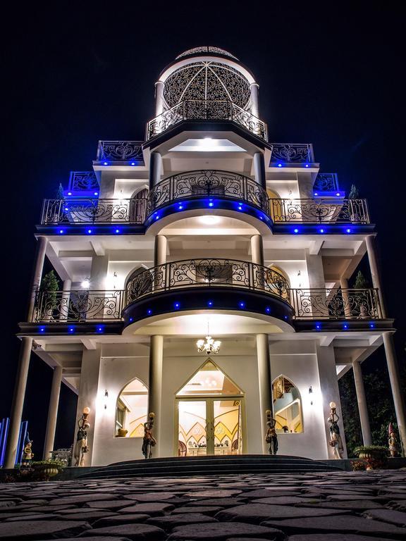 Bliss Bed And Breakfast Юйчи Экстерьер фото